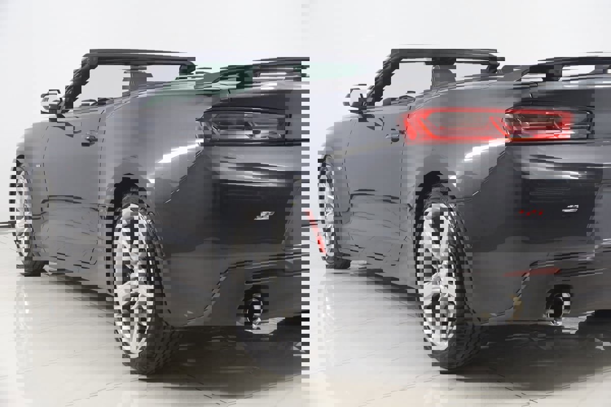 Used 2017 Chevrolet Camaro SS image 28
