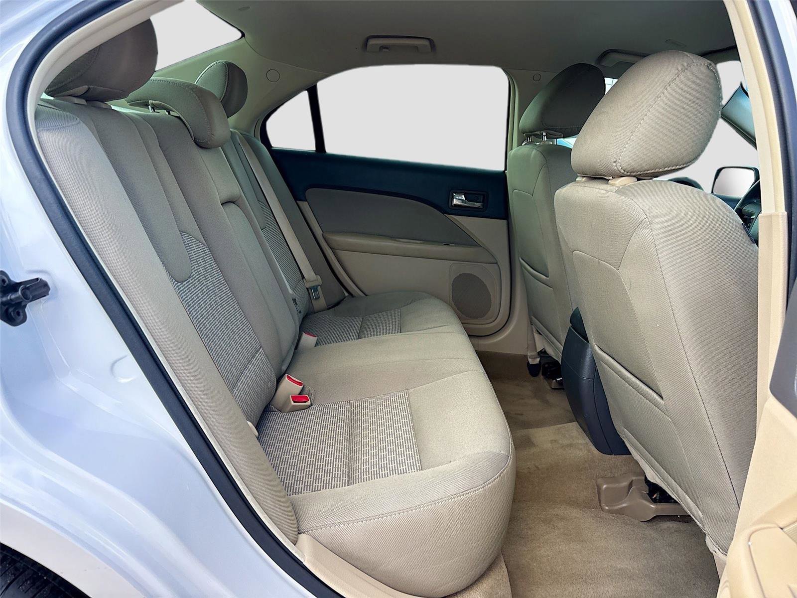 Used 2012 Ford Fusion SE image 25