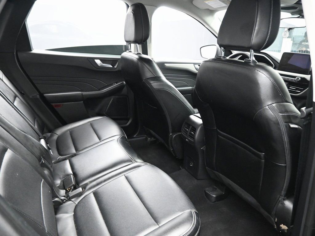 Used 2022 Ford Escape SEL w/ Technology Package image 34