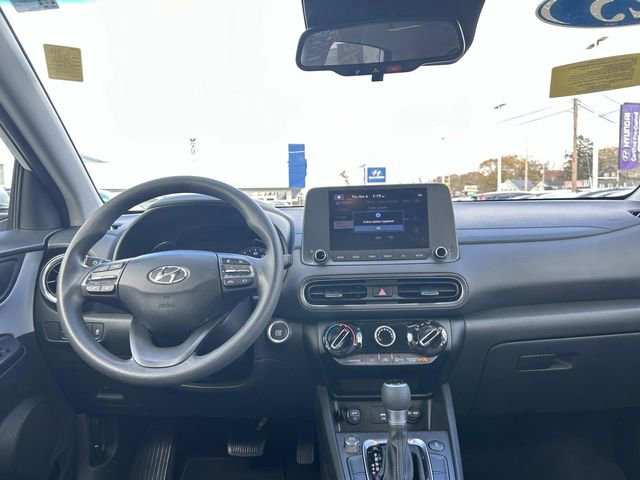 Used 2023 Hyundai Kona SEL w/ Cargo Package image 18