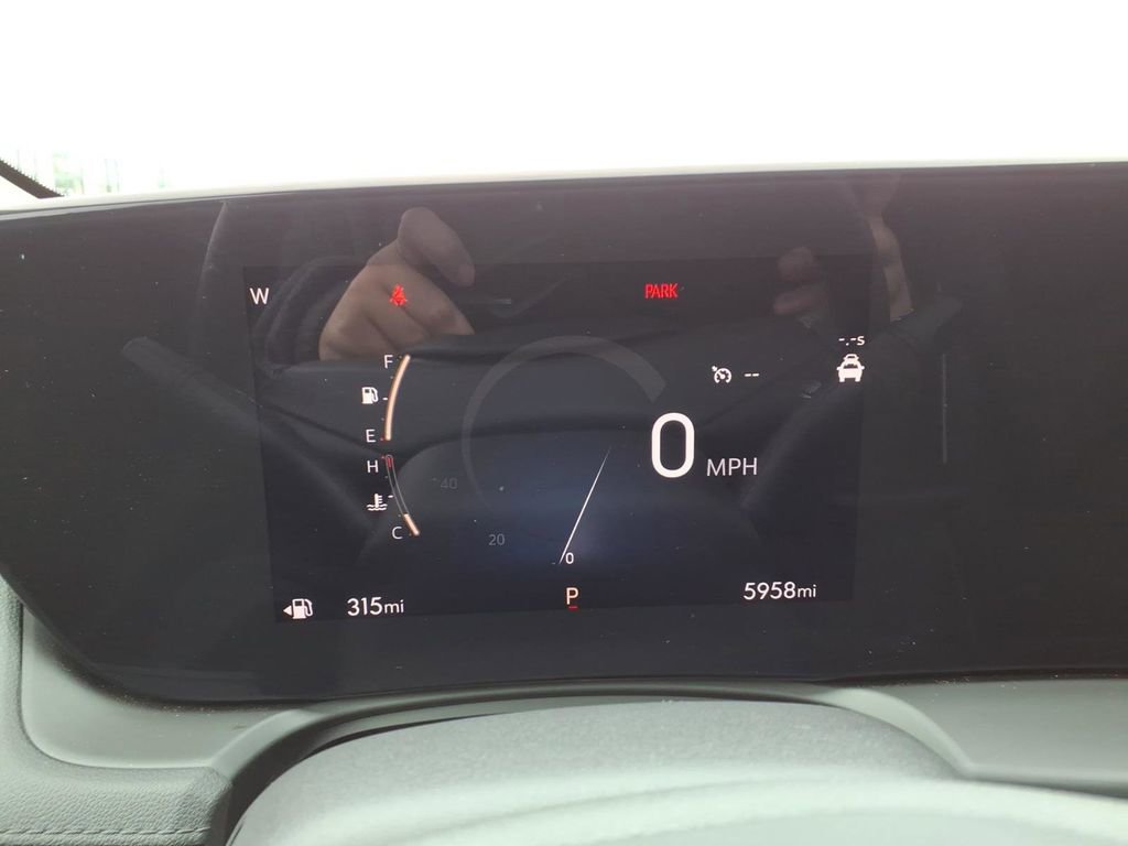 Used 2025 Buick Encore GX Avenir w/ Avenir Convenience Package image 16