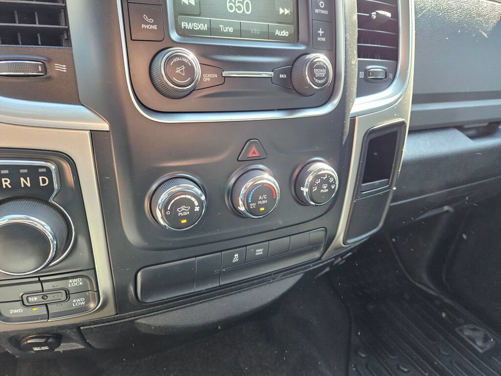 Used 2018 RAM 1500 Classic SLT AWD/4WD image 22