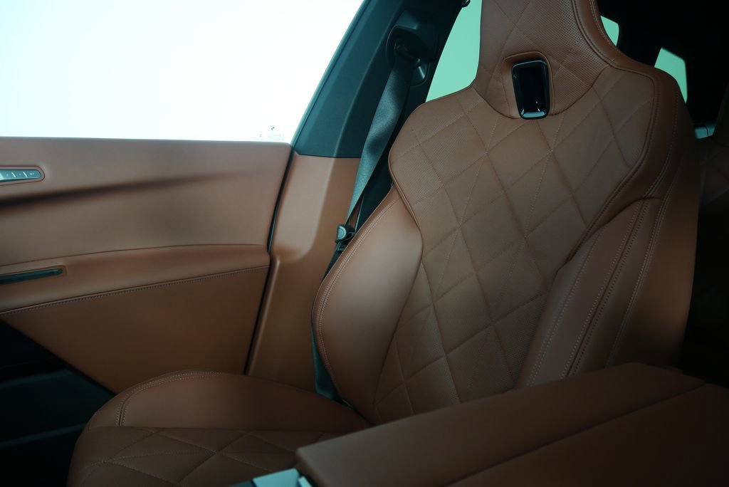 Used 2026 BMW iX xDrive60 w/ M Sport Package image 26