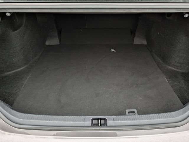 Used 2023 Toyota Camry SE FWD image 27