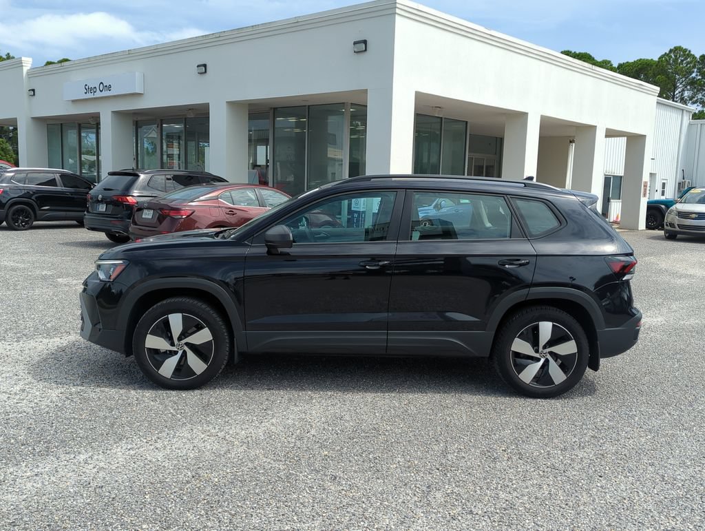 Used 2025 Volkswagen Taos S AWD/4WD image 4