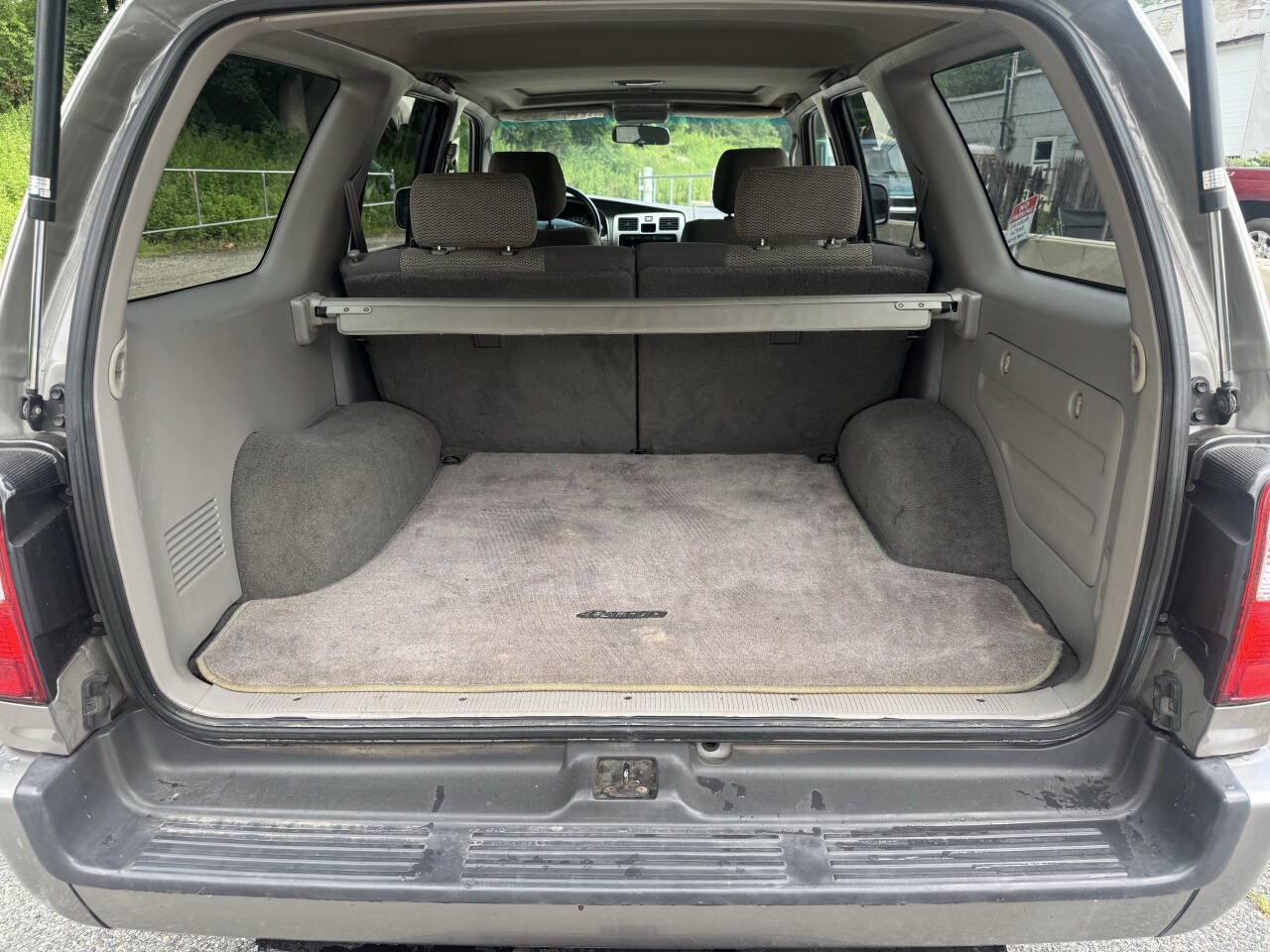 Used 2002 Toyota 4Runner SR5 AWD/4WD image 15