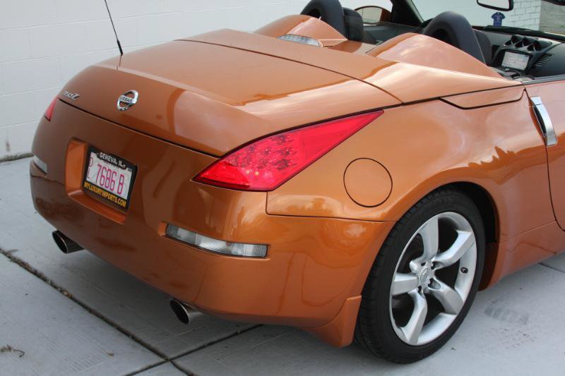 Used 2006 Nissan 350Z Touring RWD image 8
