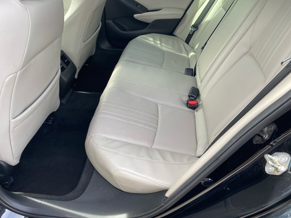 Used 2018 Honda Accord EX-L image 16