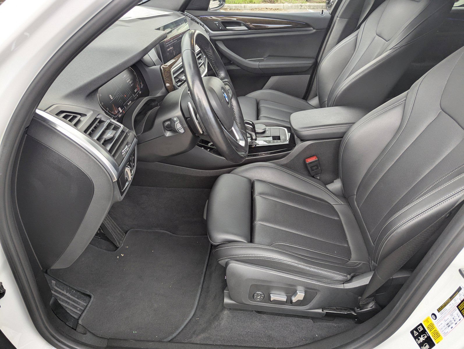 Used 2023 BMW X3 xDrive30i w/ Convenience Package w/ZPA AWD/4WD image 21