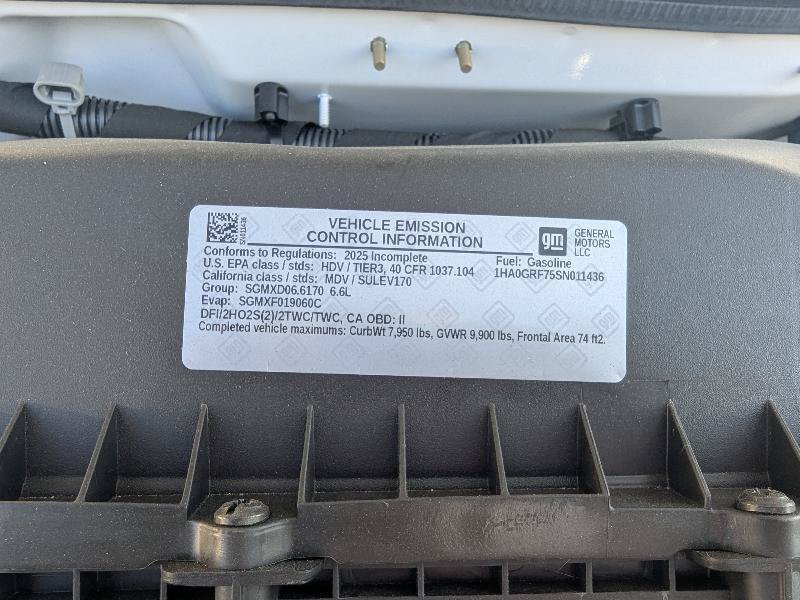 Used 2025 Chevrolet Express 3500 w/ Power Convenience Package RWD image 30