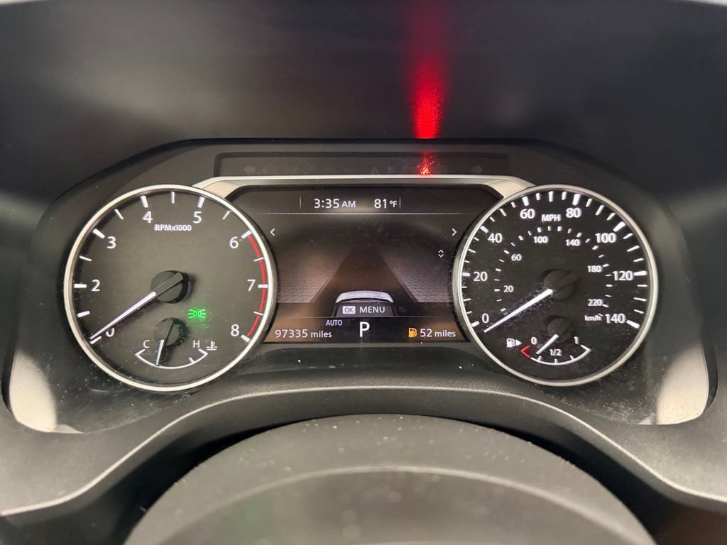 Used 2021 Nissan Rogue SV AWD/4WD image 16