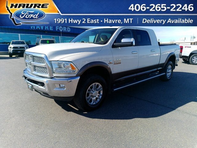Used 2018 RAM 3500 Laramie w/ Convenience Group AWD/4WD image 2