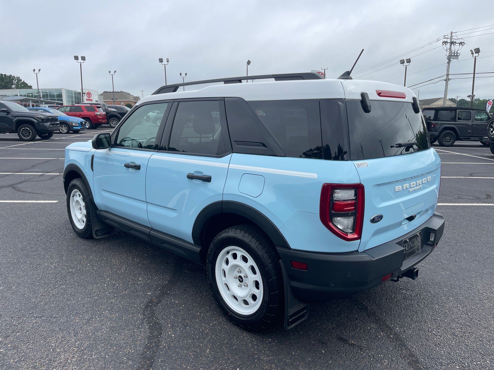 Used 2023 Ford Bronco Sport Heritage w/ Heritage Convenience Package AWD/4WD image 14