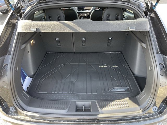 New 2026 Chevrolet Trax RS w/ Sunroof Package image 23