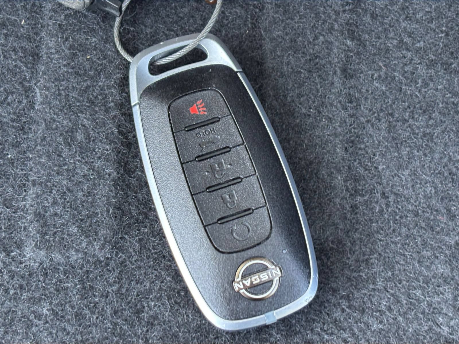 Used 2025 Nissan Rogue SV AWD/4WD image 26