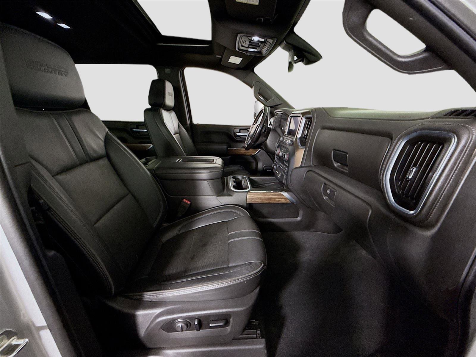 Used 2021 Chevrolet Silverado 3500 High Country w/ Safety Package II image 23