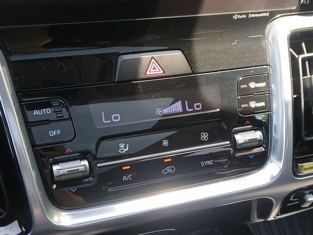 Certified 2023 Kia Sorento SX AWD/4WD image 22
