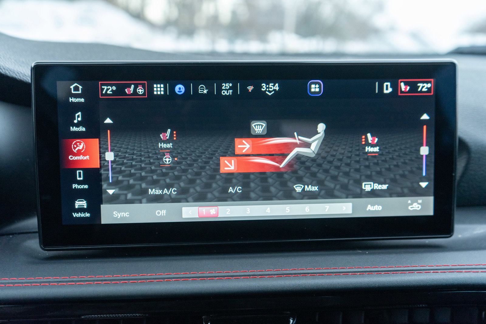 Used 2024 Dodge Hornet GT image 17