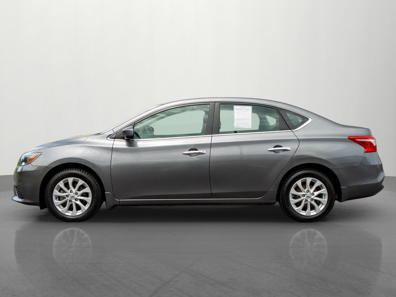 Used 2019 Nissan Sentra SV w/ All Weather Package FWD image 4