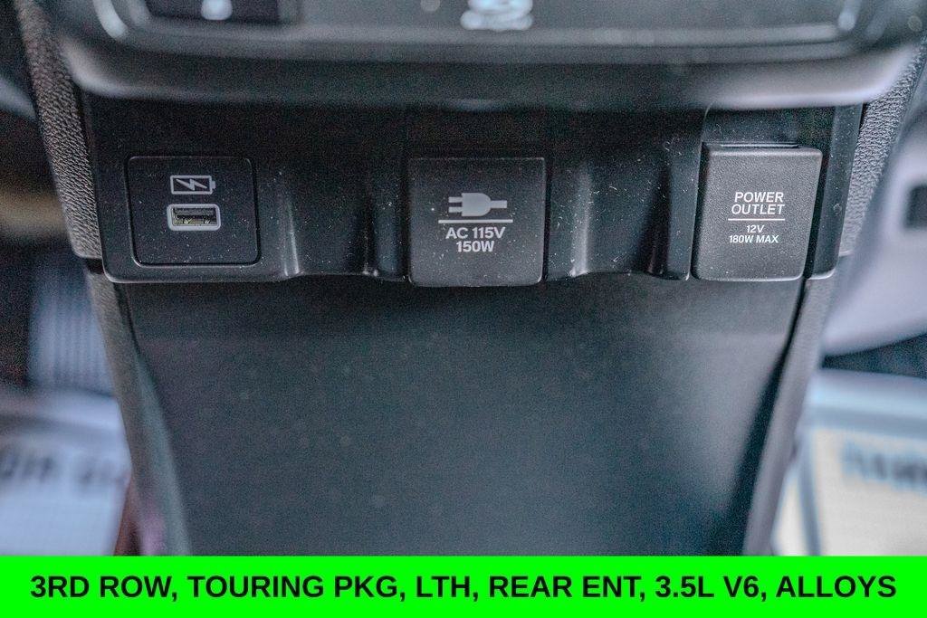 Used 2024 Honda Odyssey Touring image 32