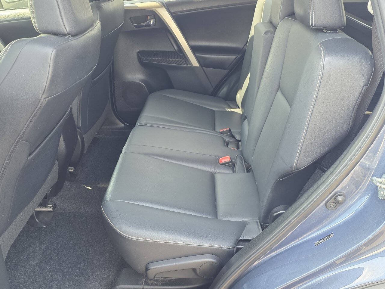 Used 2013 Toyota RAV4 Limited AWD/4WD image 14