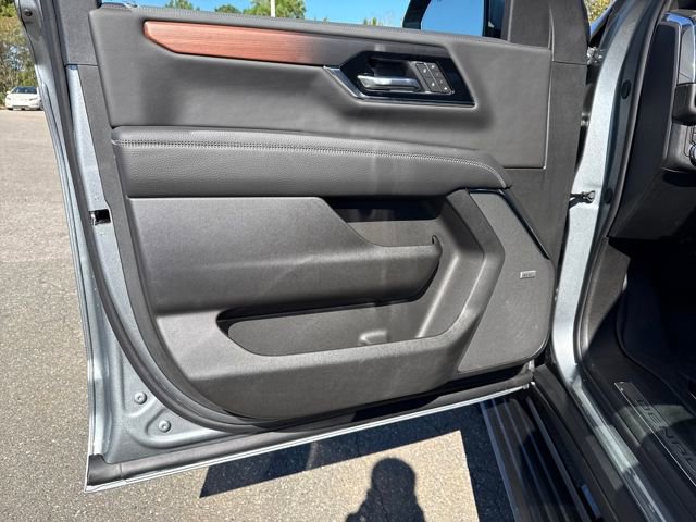 New 2026 GMC Yukon XL Denali w/ Sun & Power Step Package image 10