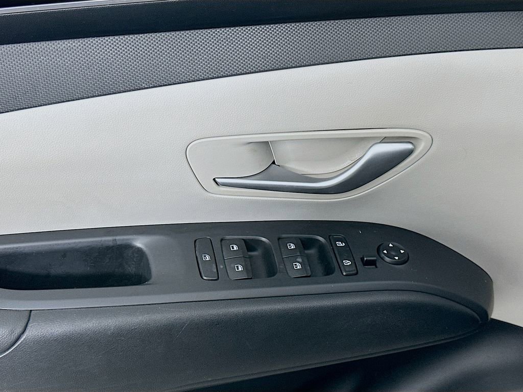 Used 2023 Hyundai Tucson SEL image 17