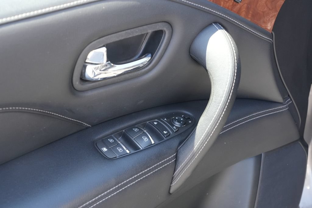 Used 2019 INFINITI QX80 Luxe AWD/4WD image 11