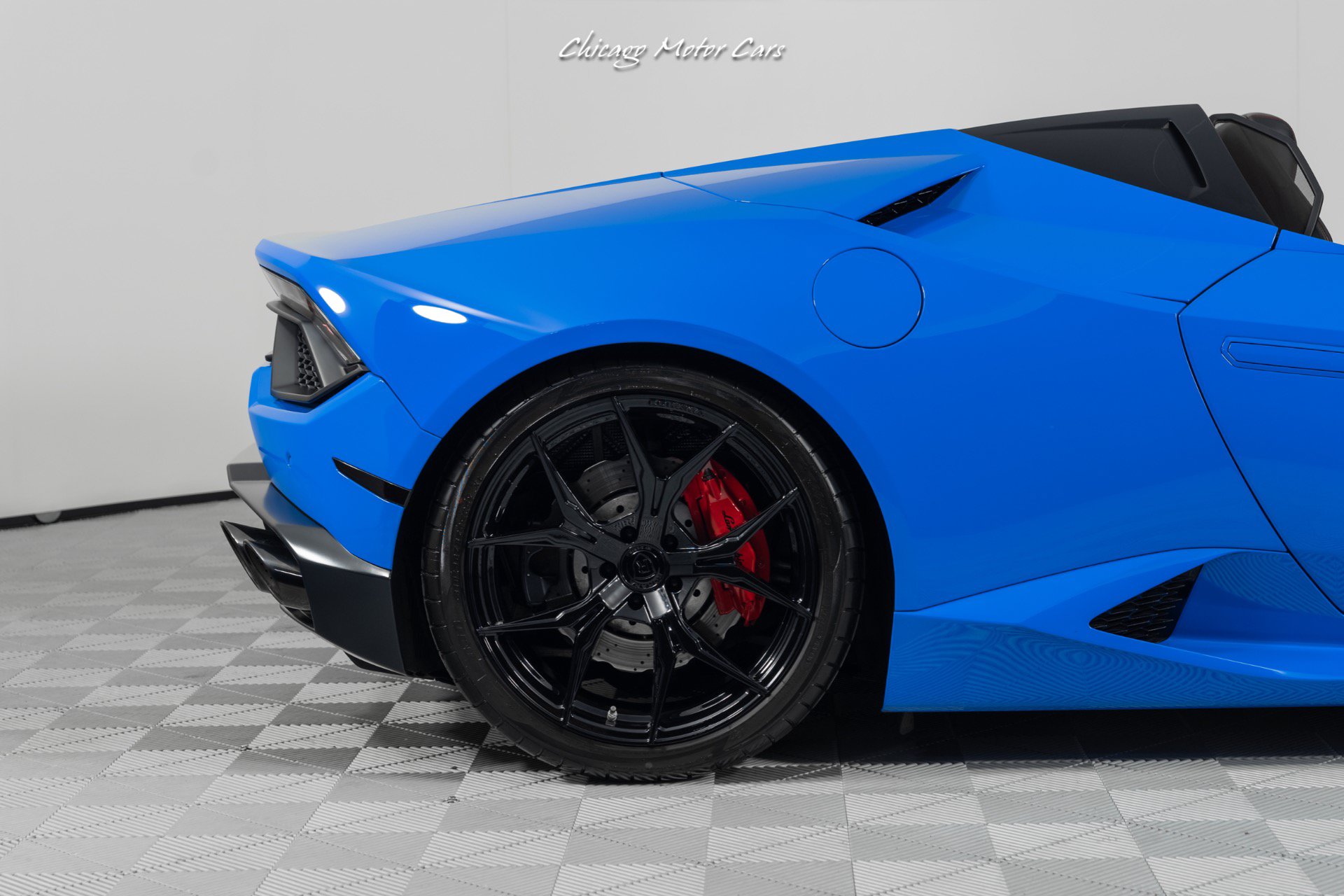 Used 2017 Lamborghini Huracan LP 580-2 RWD image 11