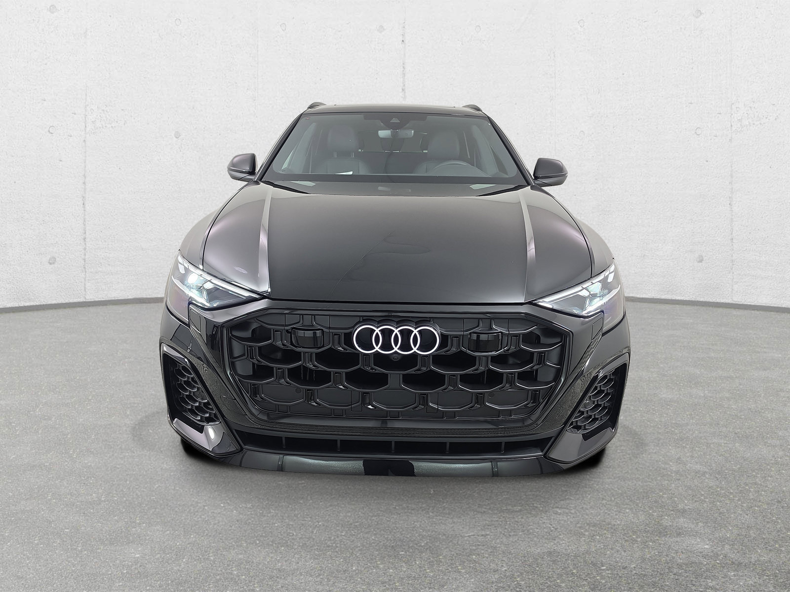 New 2026 Audi Q8 Premium Plus AWD/4WD image 2
