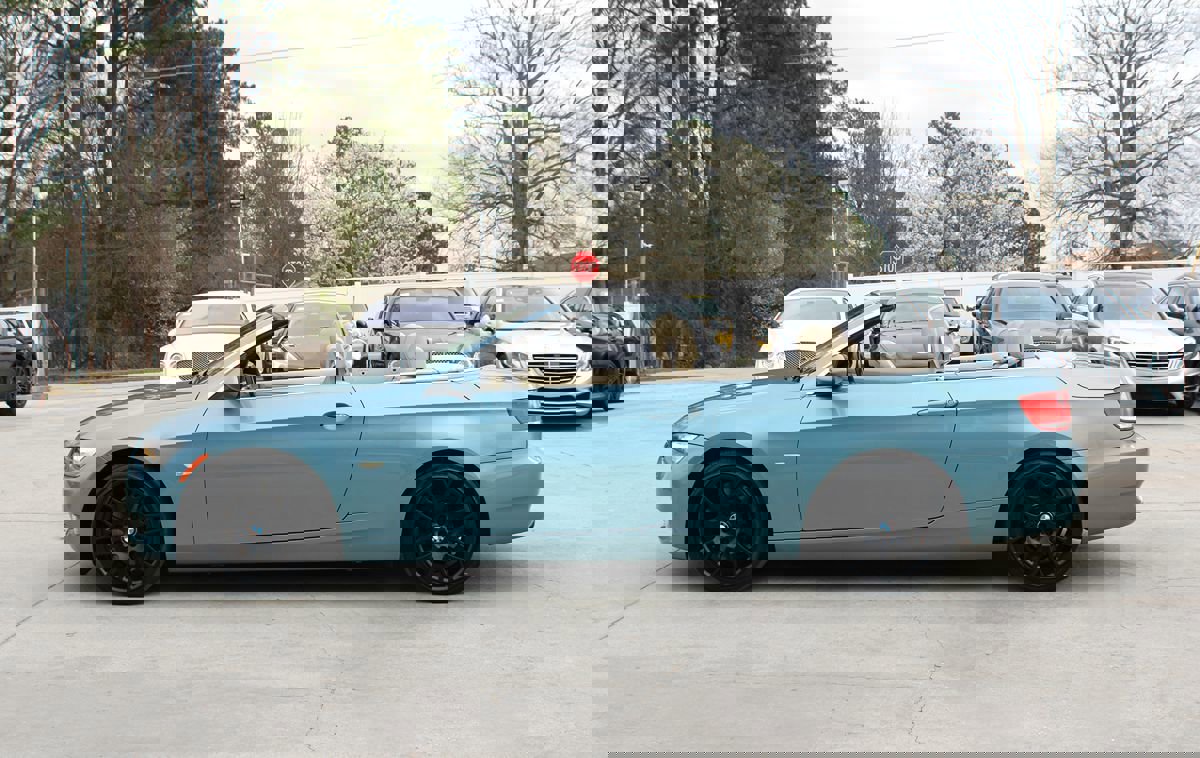 Used 2008 BMW 335i Convertible image 6