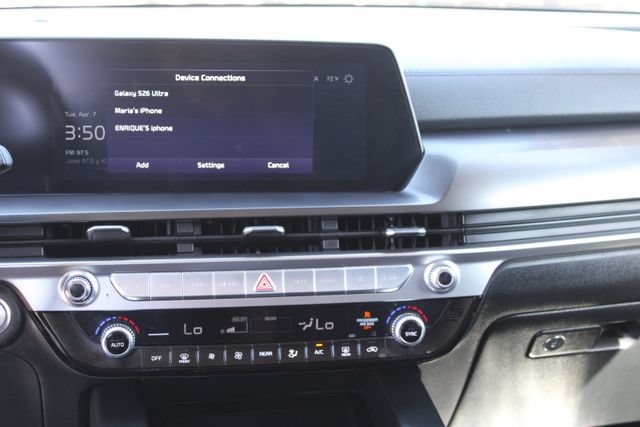 Used 2024 Kia Telluride LX FWD image 13