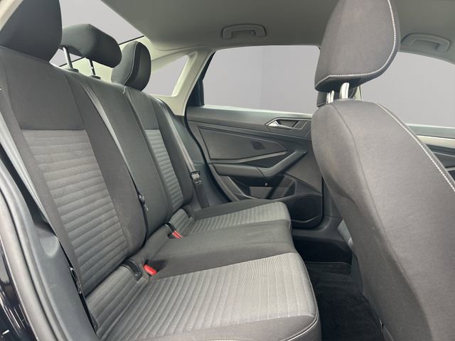 Used 2022 Volkswagen Jetta S image 23