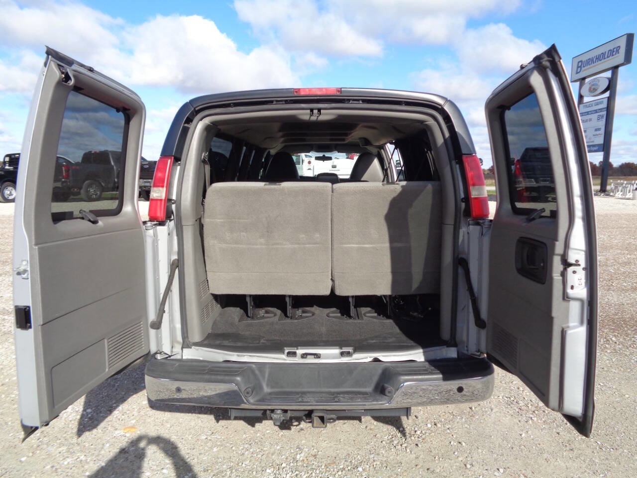 Used 2014 Chevrolet Express 3500 LT w/ LT Preferred Equipment Group image 59