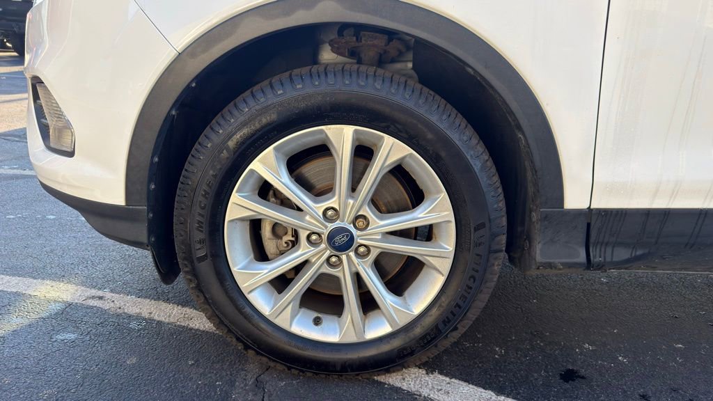 Used 2017 Ford Escape SE image 8