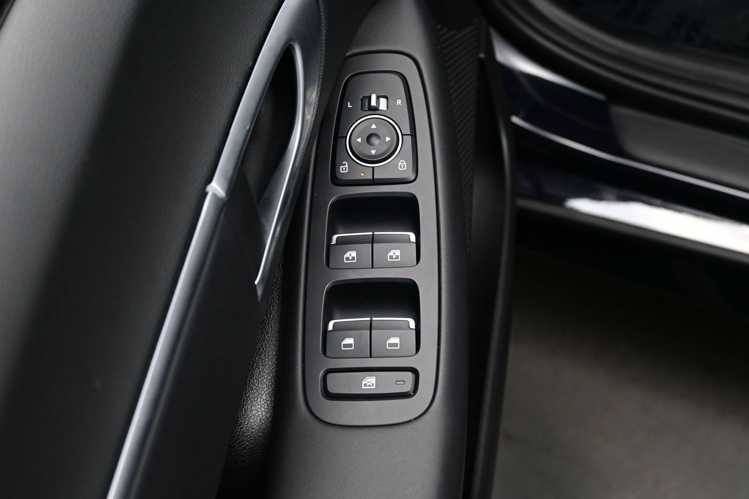 Certified 2026 Hyundai Sonata SEL FWD image 10
