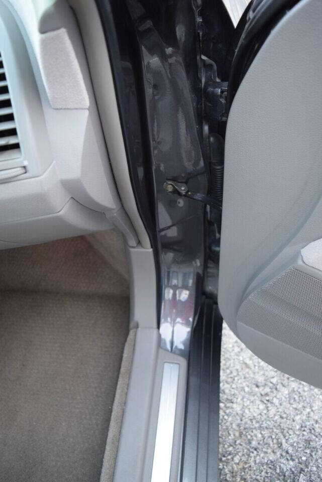 Used 2005 Nissan Maxima 3.5 SE image 45