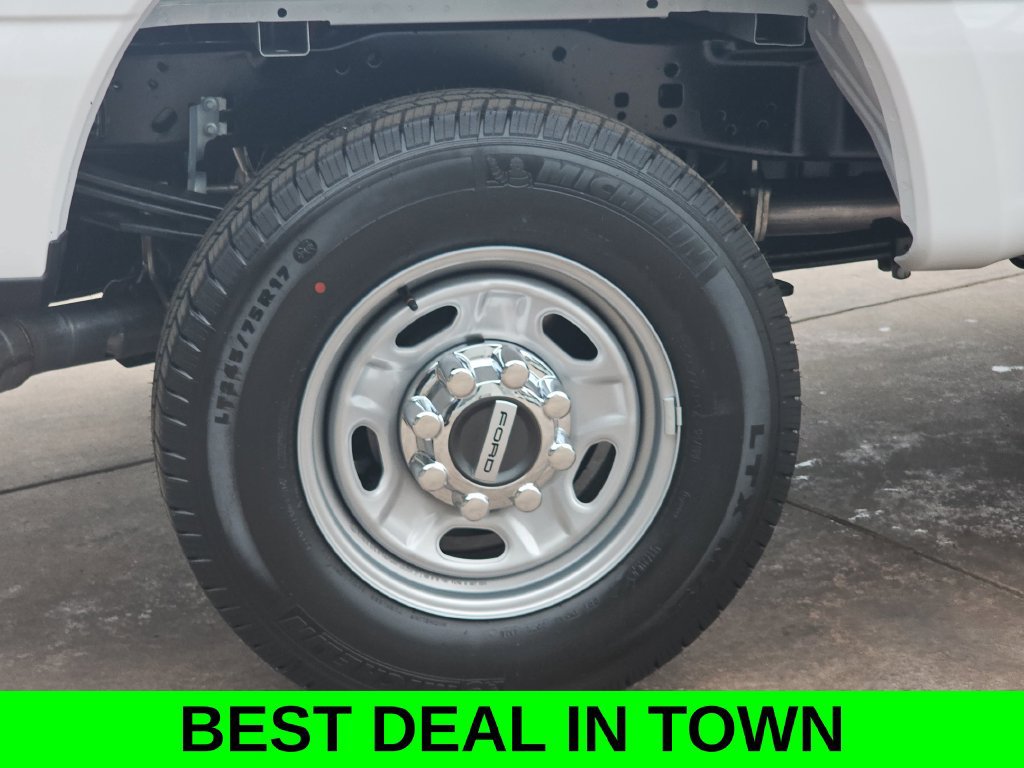 New 2026 Ford F250 XL w/ XL Chrome Package AWD/4WD image 37