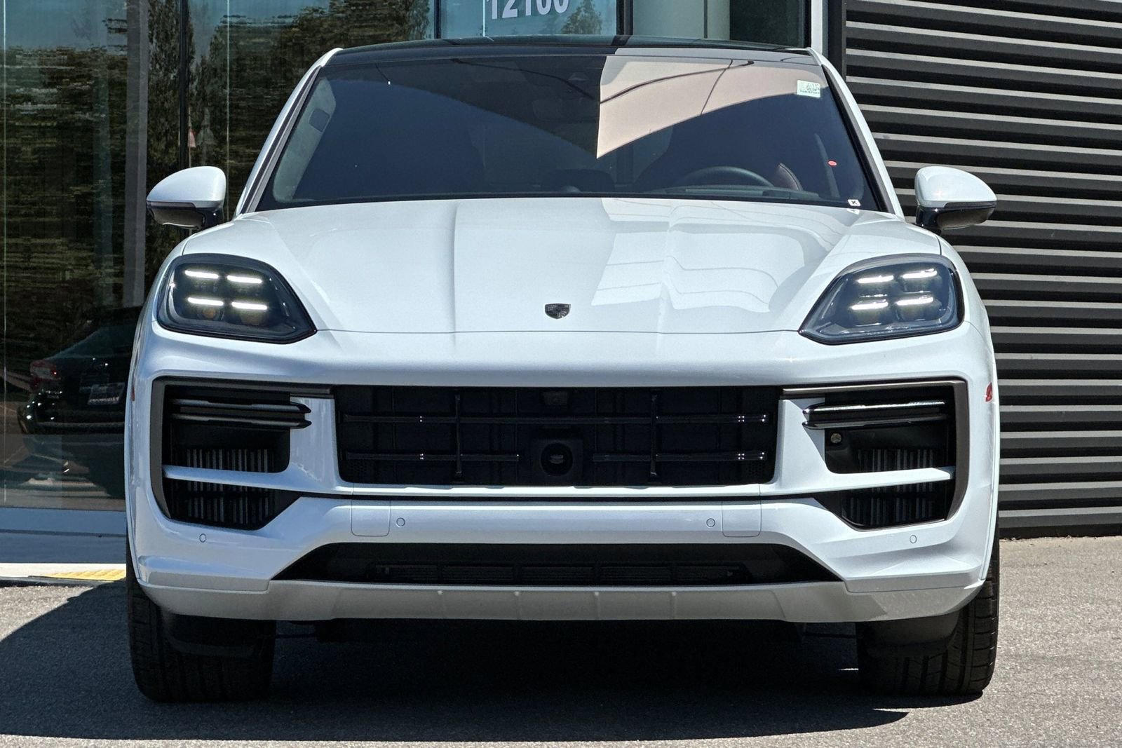 New 2025 Porsche Cayenne Turbo image 11