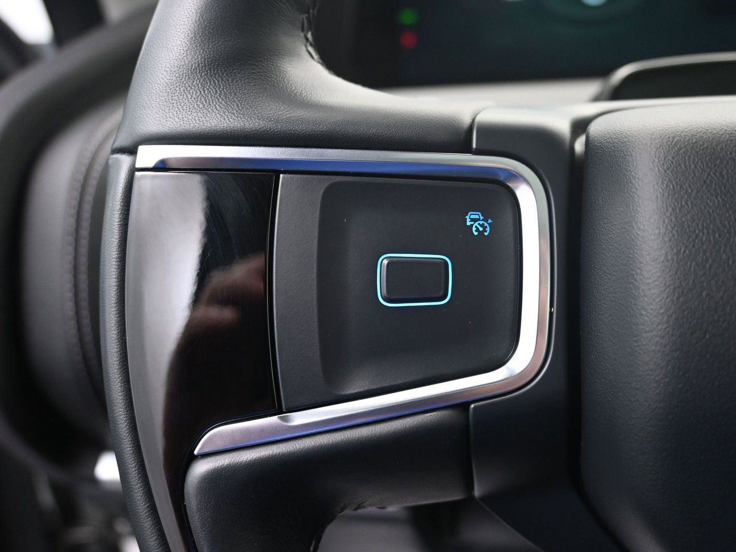 Used 2025 Ford Expedition Platinum image 27