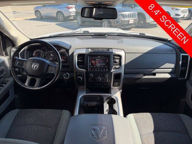 Used 2020 RAM 1500 Classic SLT w/ Luxury Group RWD image 3