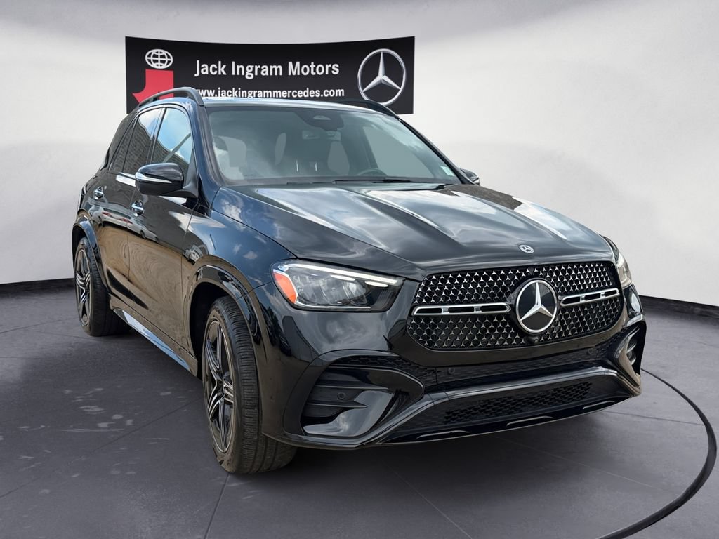 Certified 2025 Mercedes-Benz GLE 350 4MATIC w/ AMG Line Exterior image 7