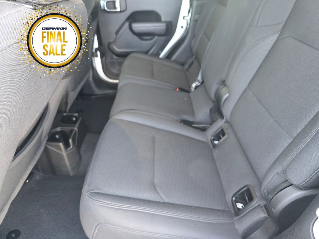 Used 2022 Jeep Gladiator Sport image 17