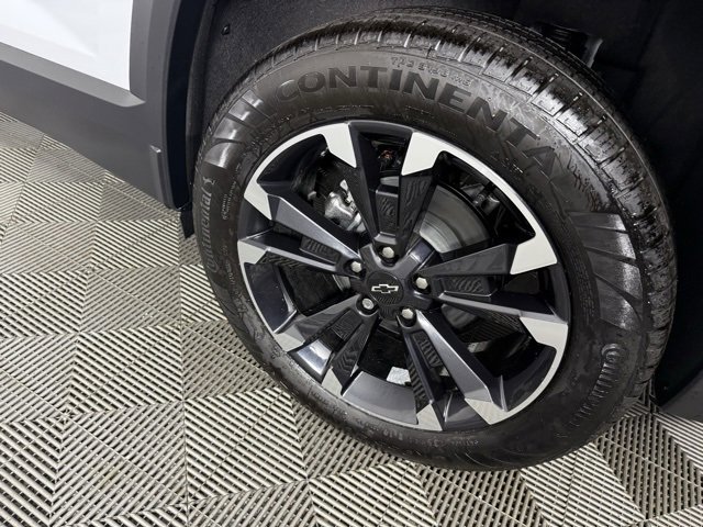 New 2026 Chevrolet Equinox RS image 10