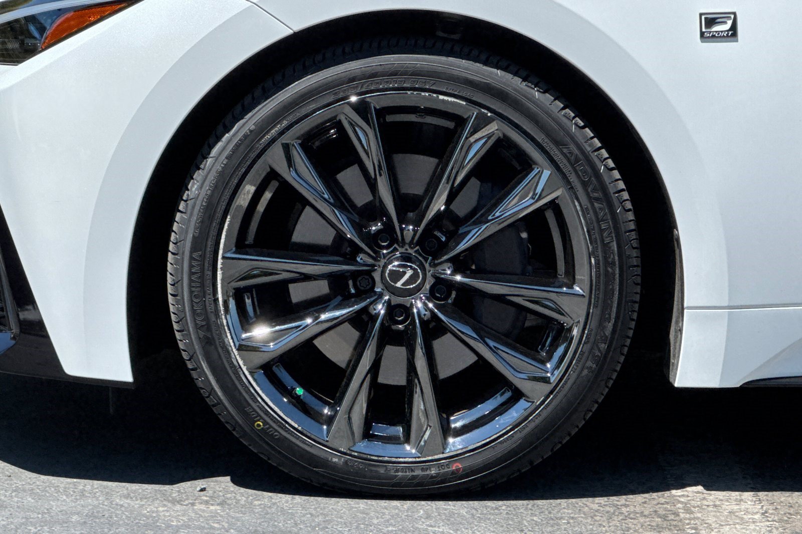 Used 2025 Lexus IS 350 F Sport RWD image 36