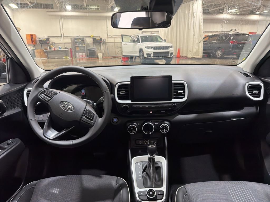 New 2026 Hyundai Venue SEL FWD image 12