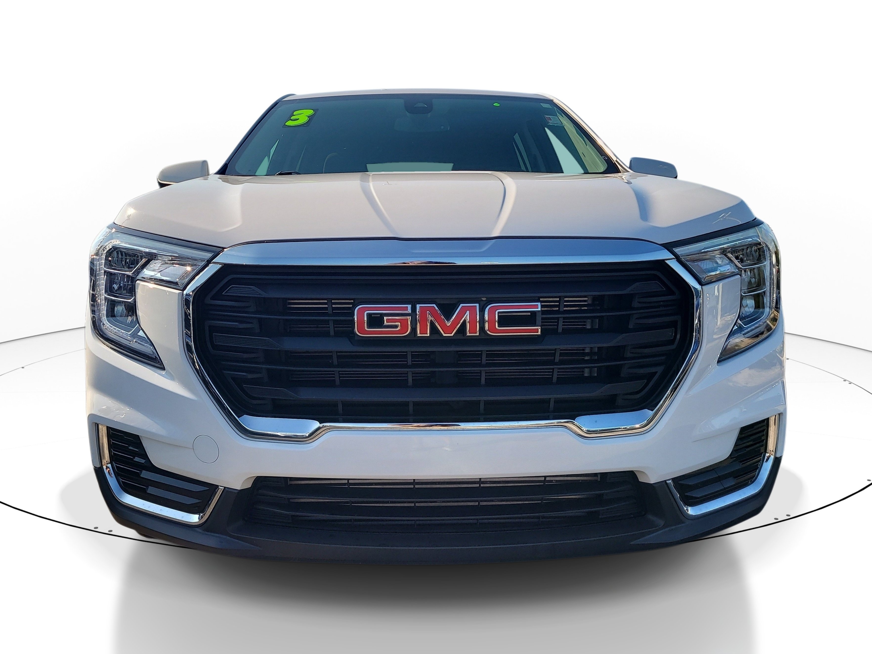 Used 2023 GMC Terrain SLE FWD image 2