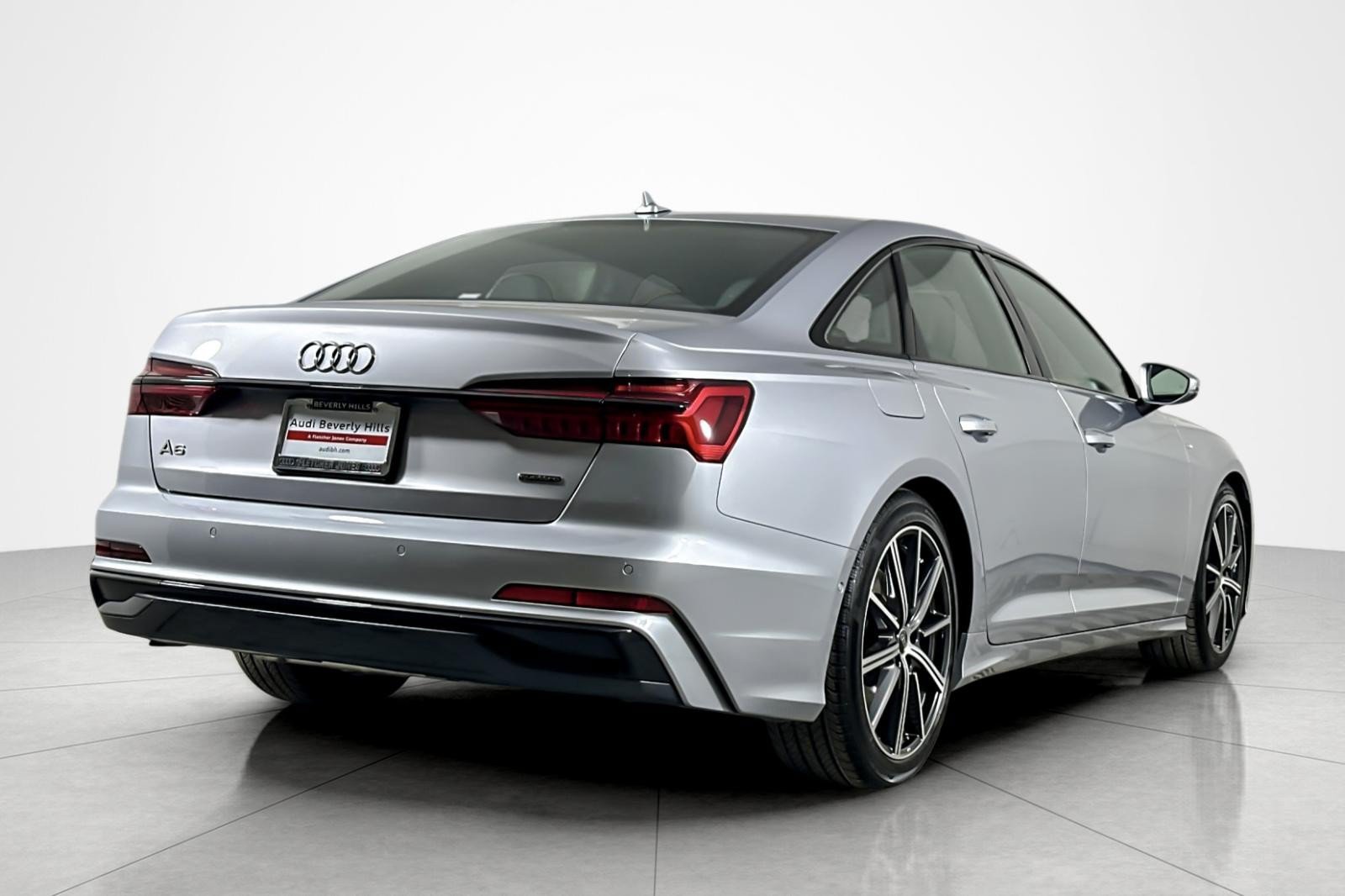 Used 2025 Audi A6 Premium Plus w/ Premium Plus Package AWD/4WD image 5
