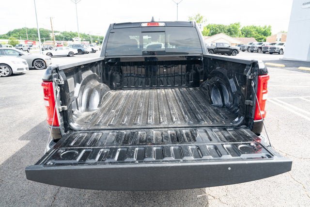 Used 2025 RAM 1500 Big Horn AWD/4WD image 12