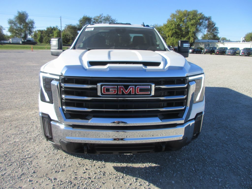New 2026 GMC Sierra 2500 SLE image 12